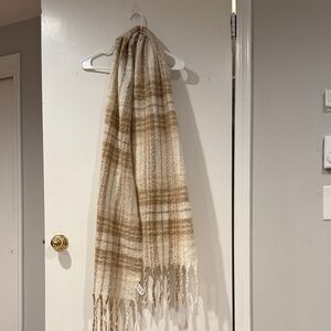 Old Navy Cream and Brown Fringe Scarf